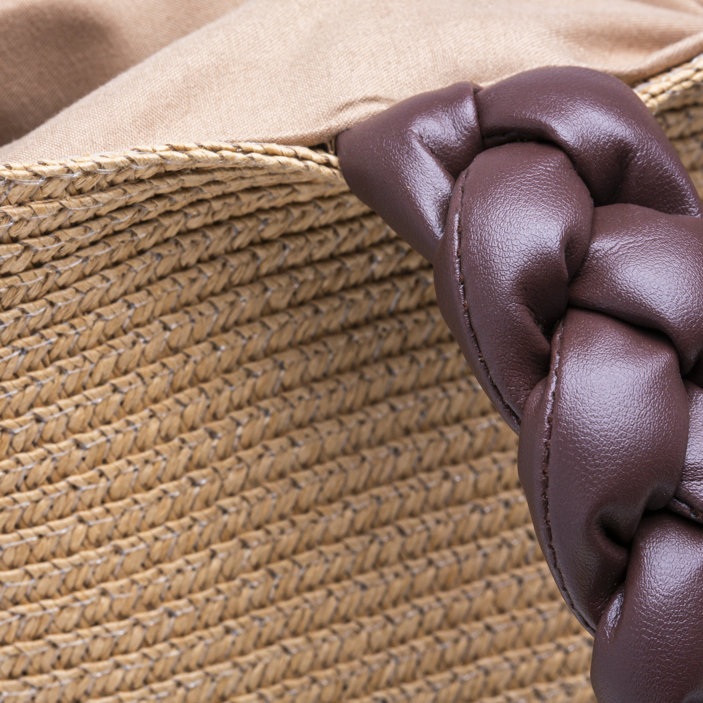 Bolsa de Praia  Boho Areia: Estilo e Espaço para Seu Verão